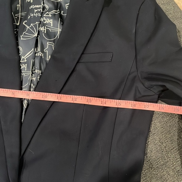 Women’s pant suit - Picture 17 of 17